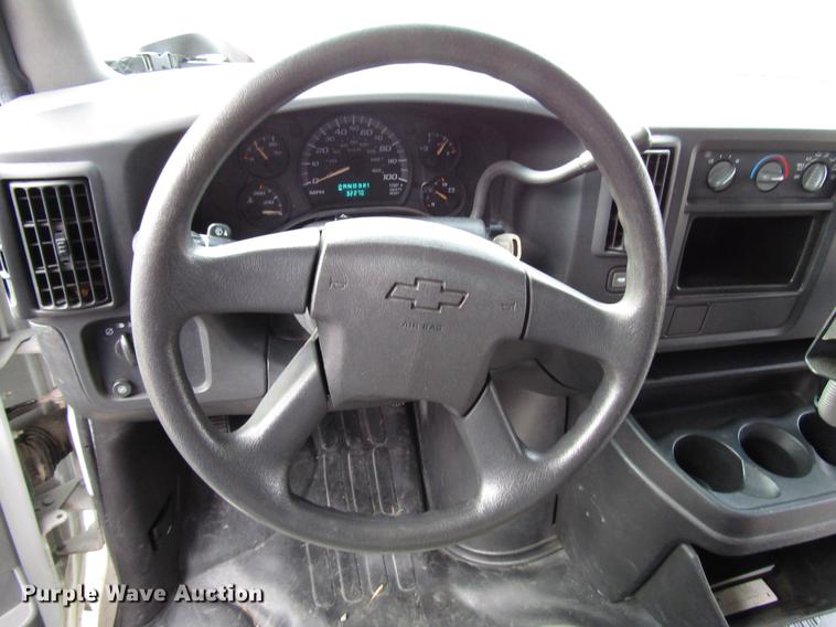 image for item DB6761 2003 Chevrolet Express G3500 school bus