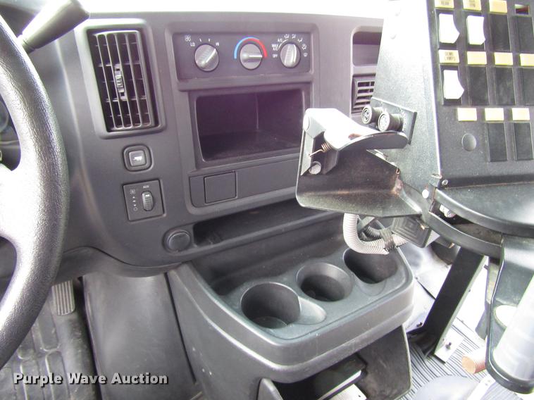 image for item DB6761 2003 Chevrolet Express G3500 school bus