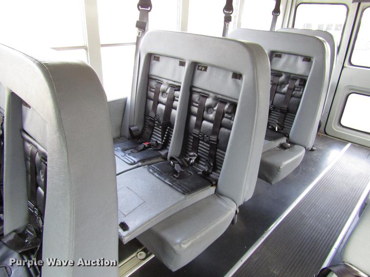 image for item DB6761 2003 Chevrolet Express G3500 school bus