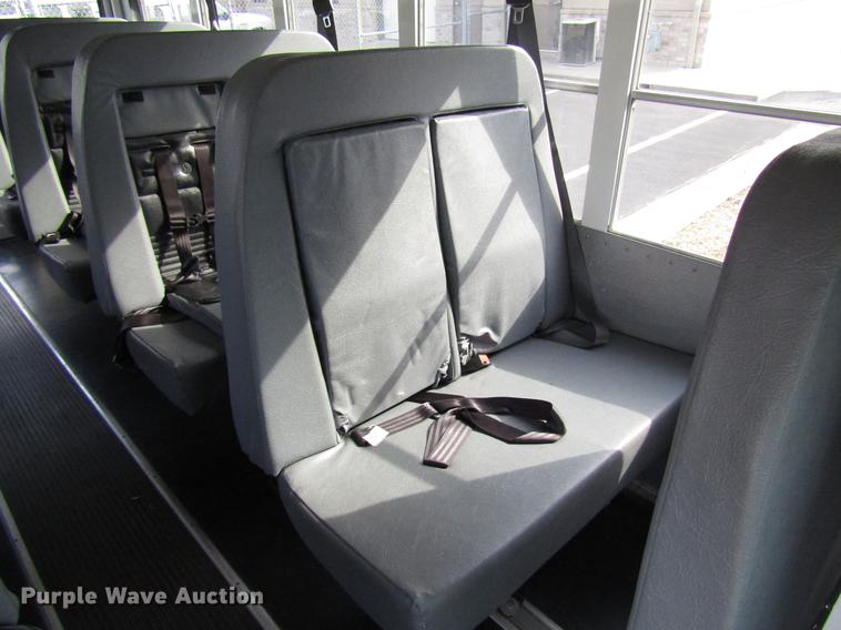 image for item DB6761 2003 Chevrolet Express G3500 school bus