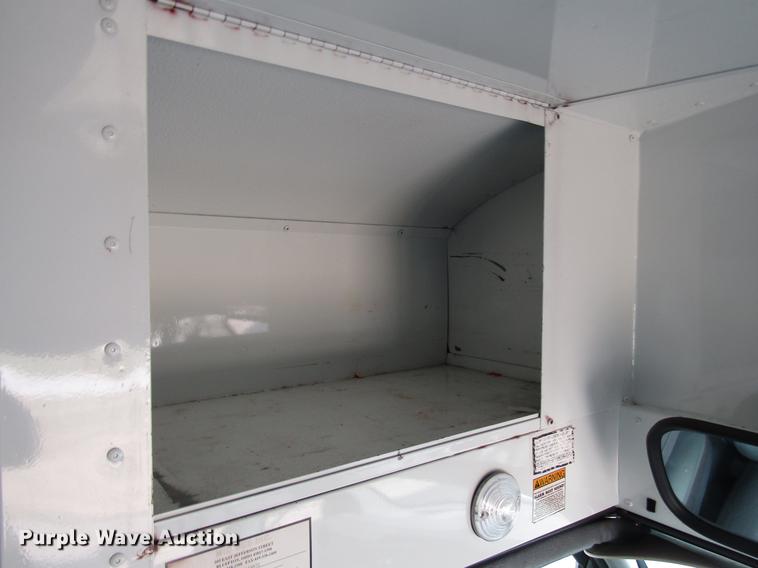 image for item DB6761 2003 Chevrolet Express G3500 school bus