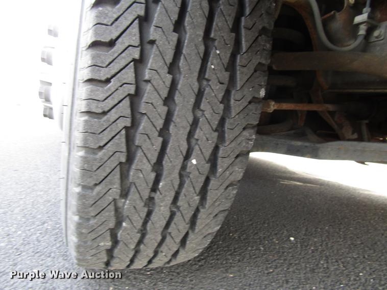 image for item DB6761 2003 Chevrolet Express G3500 school bus