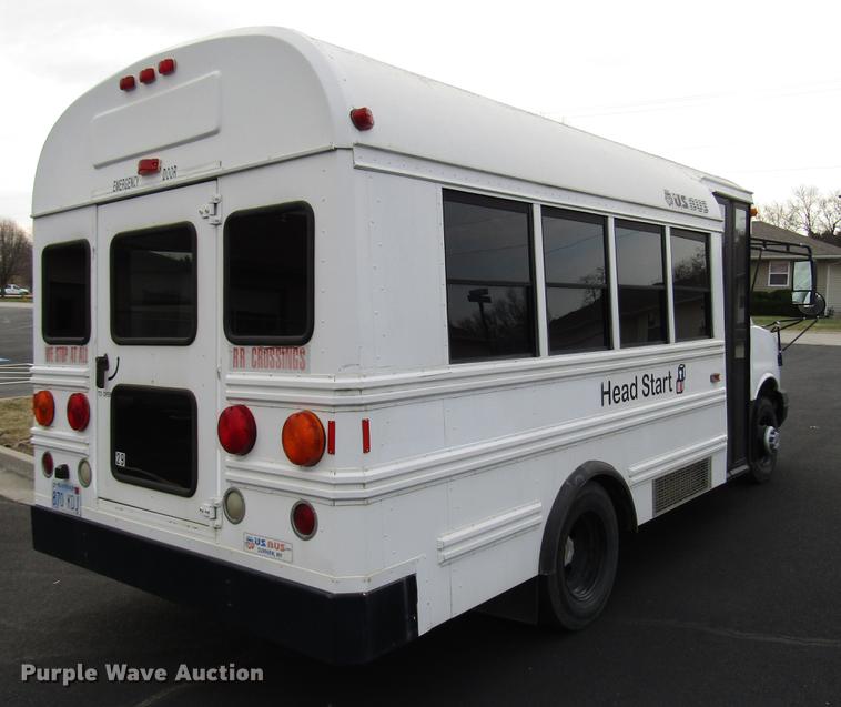 image for item DB6762 2004 Chevrolet Express G3500 school bus