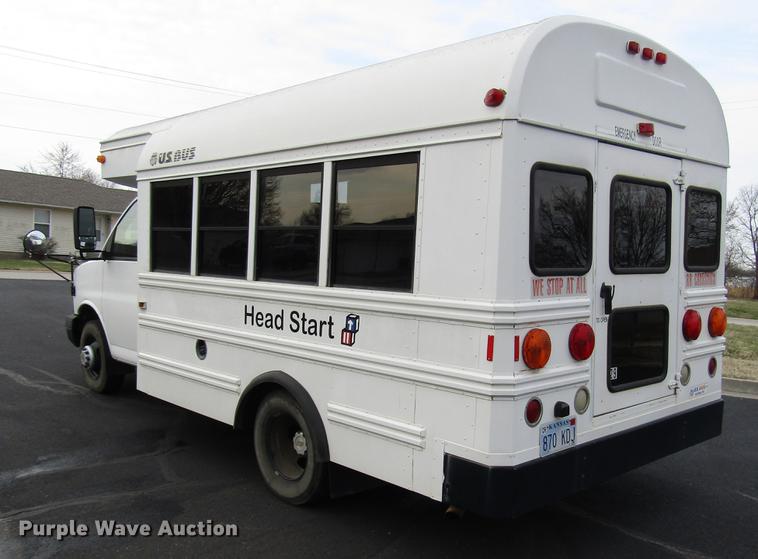image for item DB6762 2004 Chevrolet Express G3500 school bus