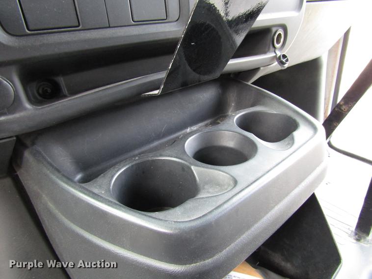 image for item DB6762 2004 Chevrolet Express G3500 school bus