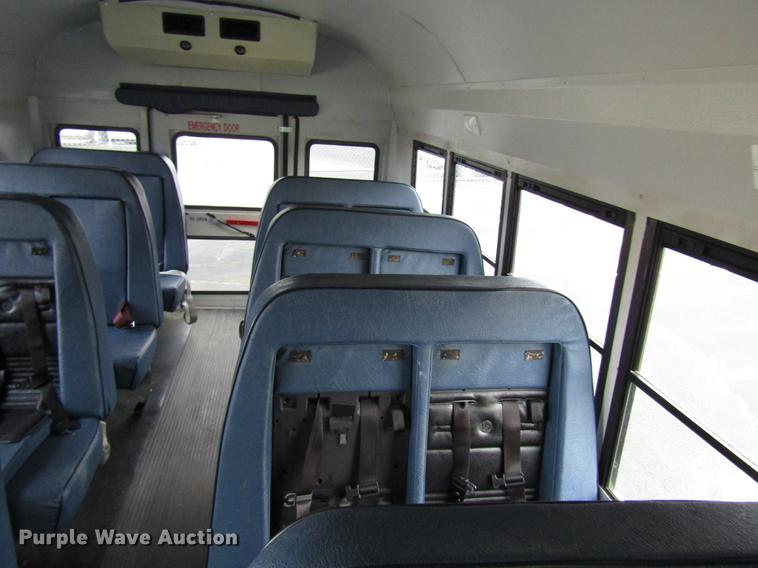 image for item DB6762 2004 Chevrolet Express G3500 school bus