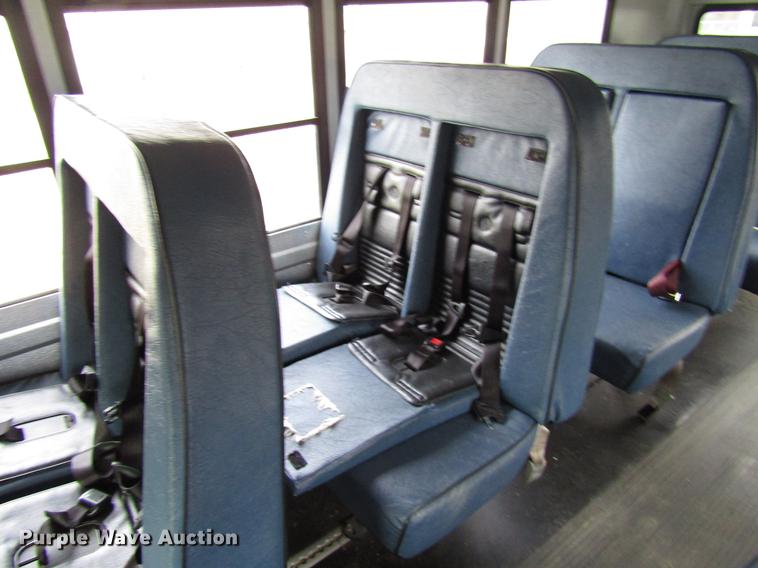 image for item DB6762 2004 Chevrolet Express G3500 school bus