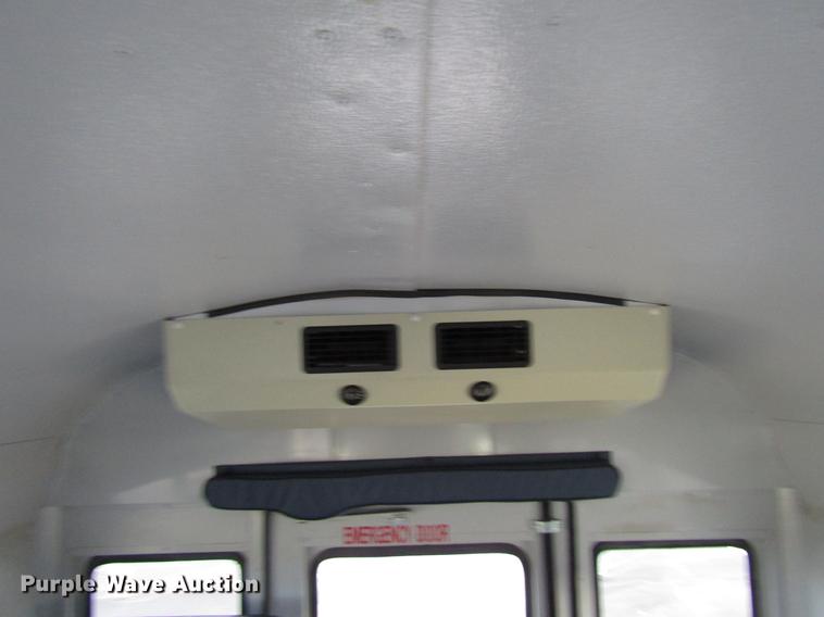 image for item DB6762 2004 Chevrolet Express G3500 school bus