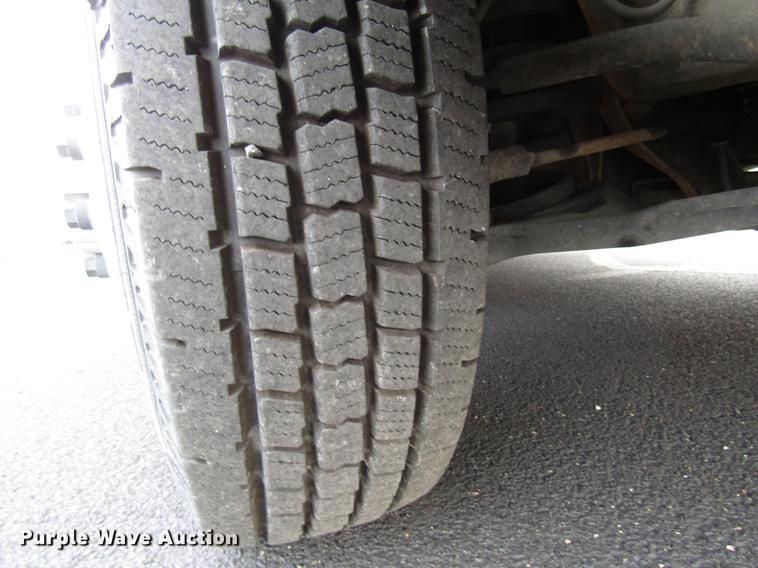 image for item DB6762 2004 Chevrolet Express G3500 school bus