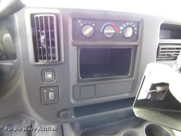 image for item DB6763 2003 Chevrolet Express G3500 school bus