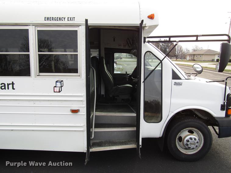 image for item DB6763 2003 Chevrolet Express G3500 school bus