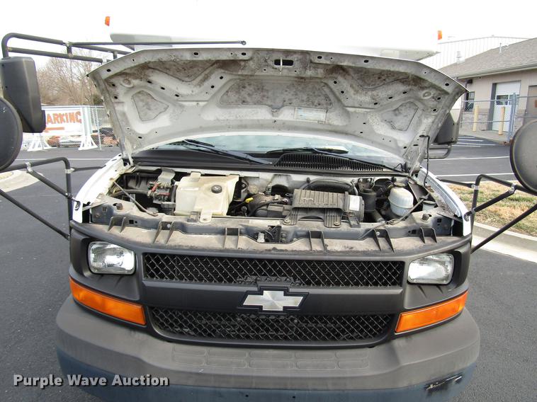 image for item DB6763 2003 Chevrolet Express G3500 school bus