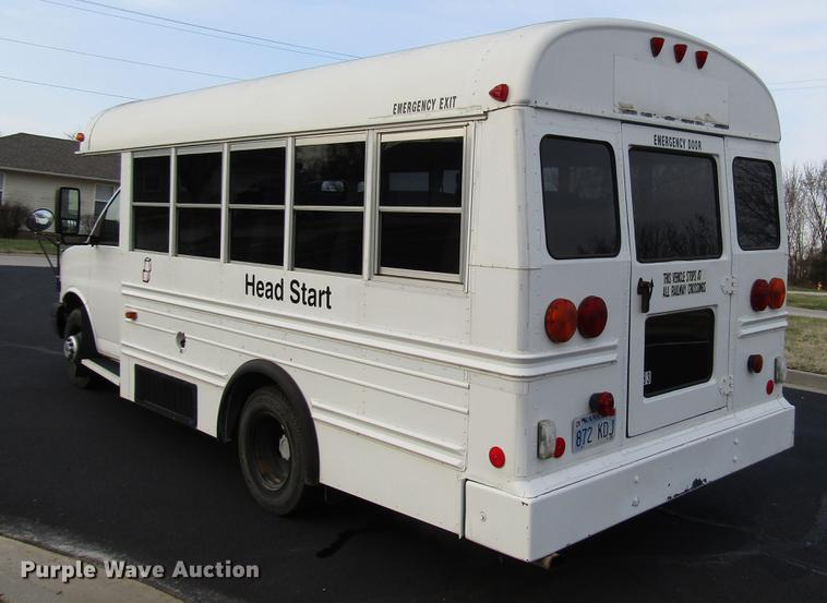 image for item DB6764 2003 Chevrolet Express G3500 school bus