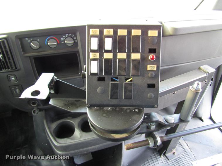 image for item DB6764 2003 Chevrolet Express G3500 school bus