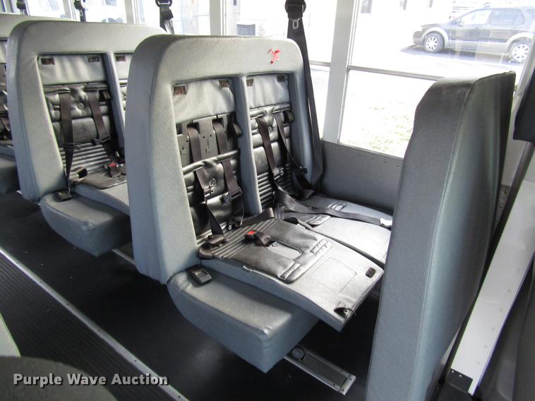 image for item DB6764 2003 Chevrolet Express G3500 school bus