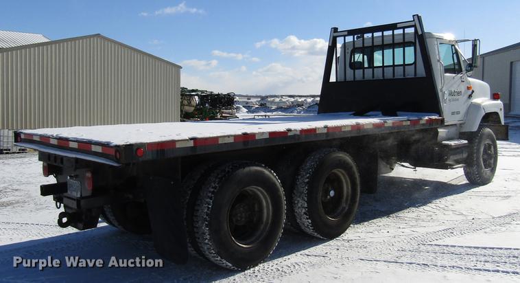 image for item DB6896 1989 International F2674 flatbed truck