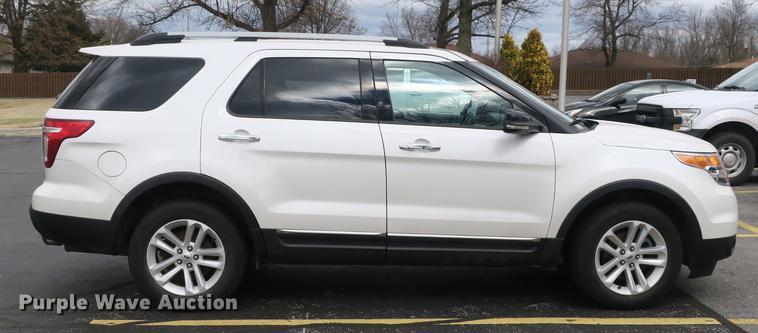 image for item DB8874 2013 Ford Explorer XLT SUV