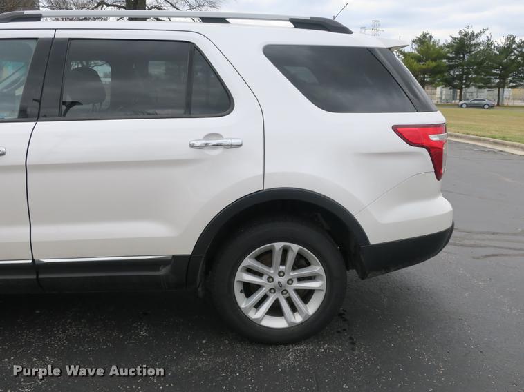 image for item DB8874 2013 Ford Explorer XLT SUV