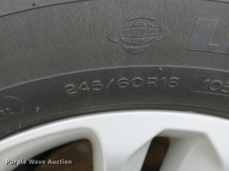 image for item DB8874 2013 Ford Explorer XLT SUV