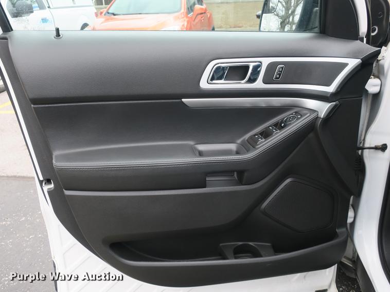 image for item DB8874 2013 Ford Explorer XLT SUV