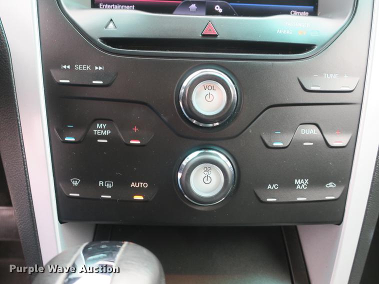 image for item DB8874 2013 Ford Explorer XLT SUV