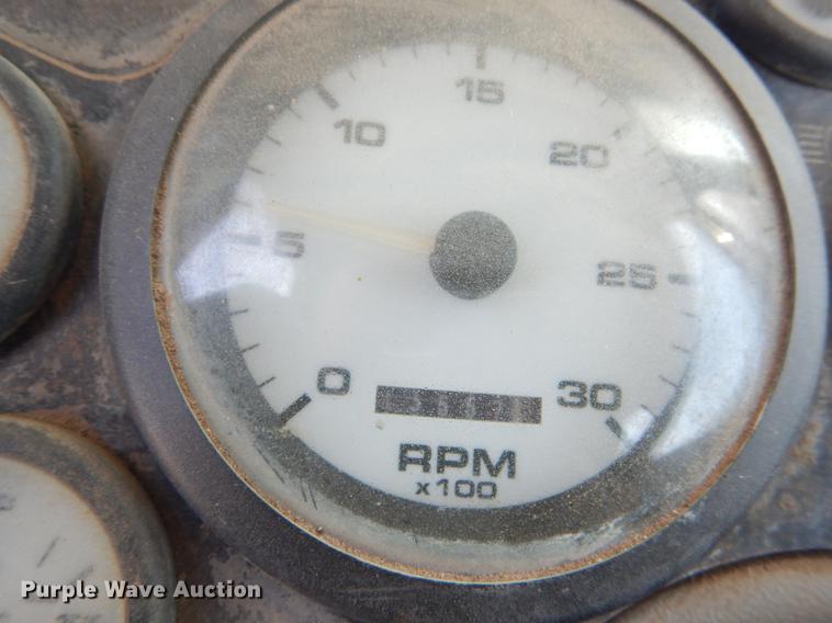 image for item DD5877 1999 Oshkosh S2346 ready mix truck