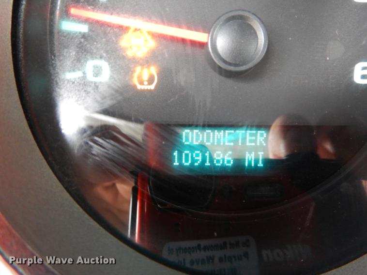 image for item DE6056 2010 Chevrolet Silverado 2500HD Ext. Cab pickup truck