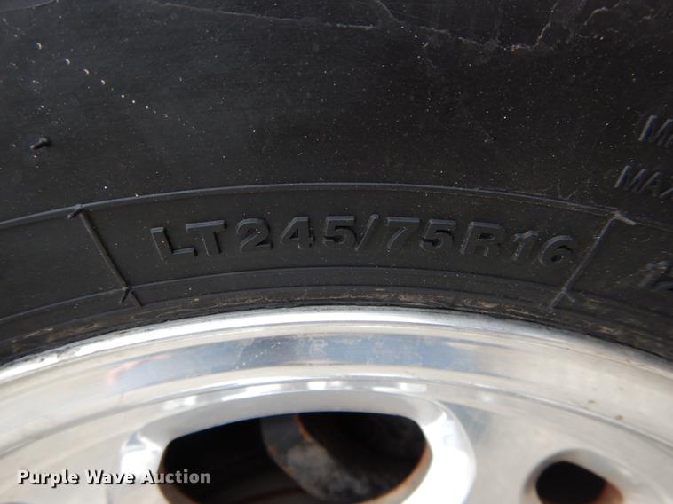 image for item DE6056 2010 Chevrolet Silverado 2500HD Ext. Cab pickup truck