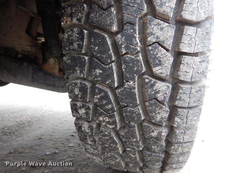 image for item DE6056 2010 Chevrolet Silverado 2500HD Ext. Cab pickup truck