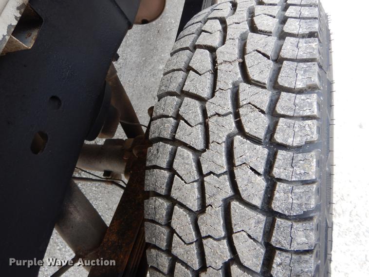 image for item DE6056 2010 Chevrolet Silverado 2500HD Ext. Cab pickup truck