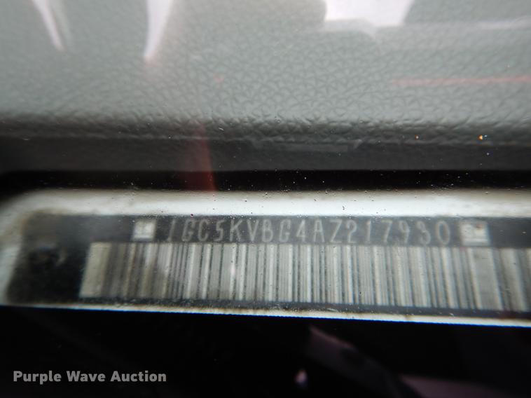 image for item DE6056 2010 Chevrolet Silverado 2500HD Ext. Cab pickup truck