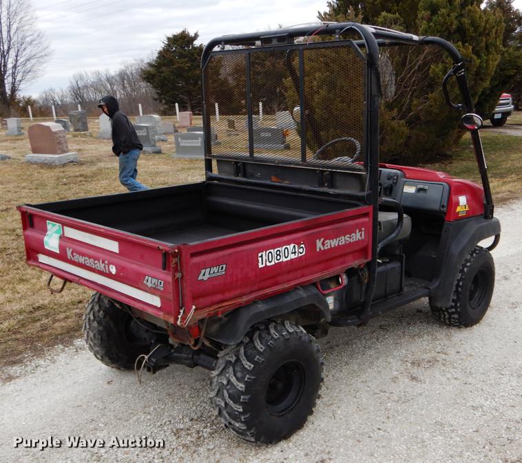 image for item DE6057 2004 Kawasaki Mule 3010 utility vehicle