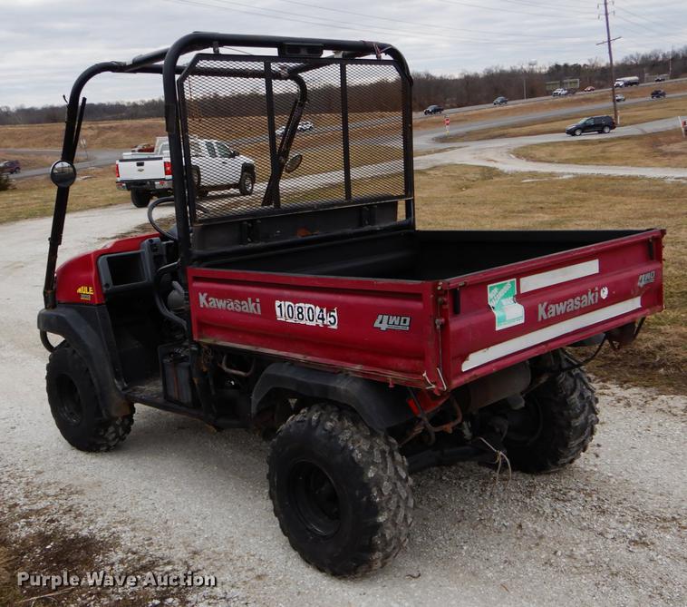 image for item DE6057 2004 Kawasaki Mule 3010 utility vehicle