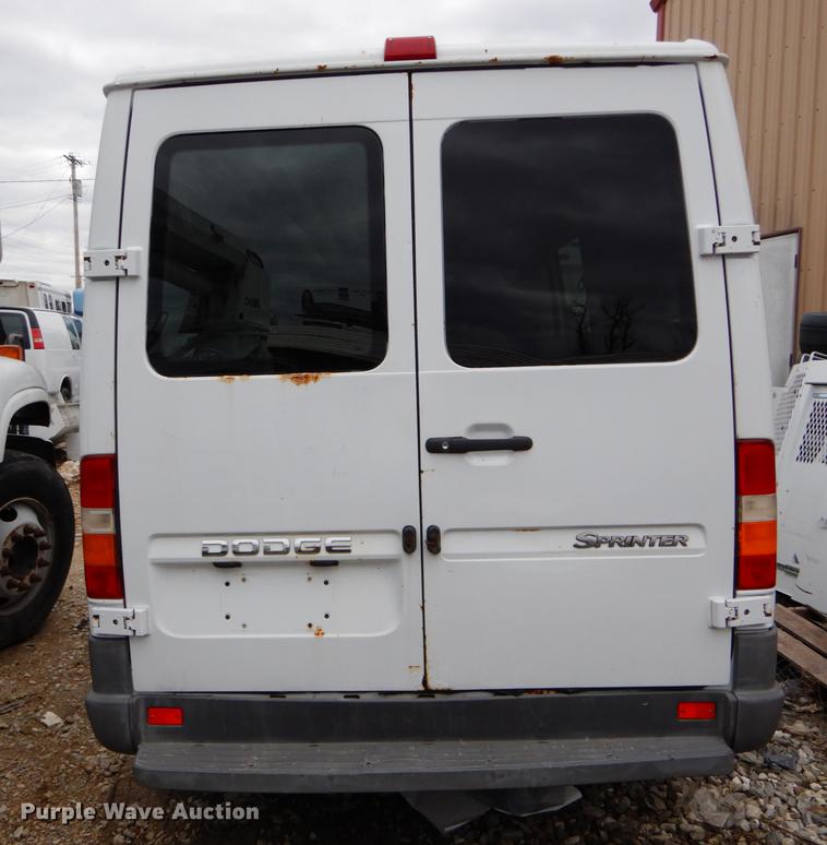image for item DE6058 2006 Dodge Sprinter 3500 van