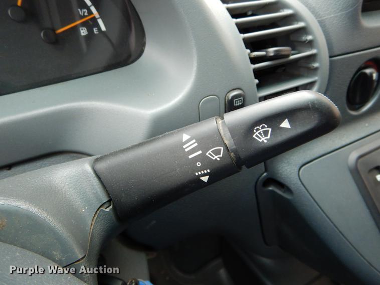 image for item DE6058 2006 Dodge Sprinter 3500 van