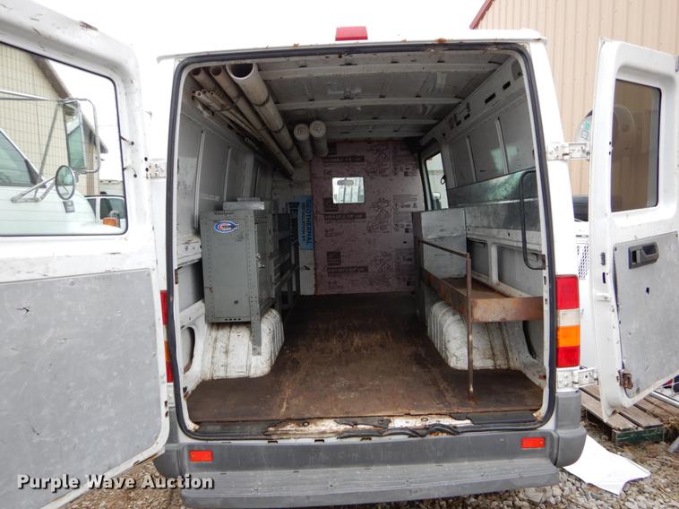 image for item DE6058 2006 Dodge Sprinter 3500 van
