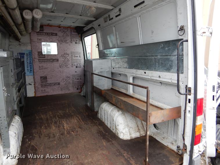 image for item DE6058 2006 Dodge Sprinter 3500 van