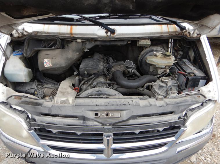 image for item DE6058 2006 Dodge Sprinter 3500 van