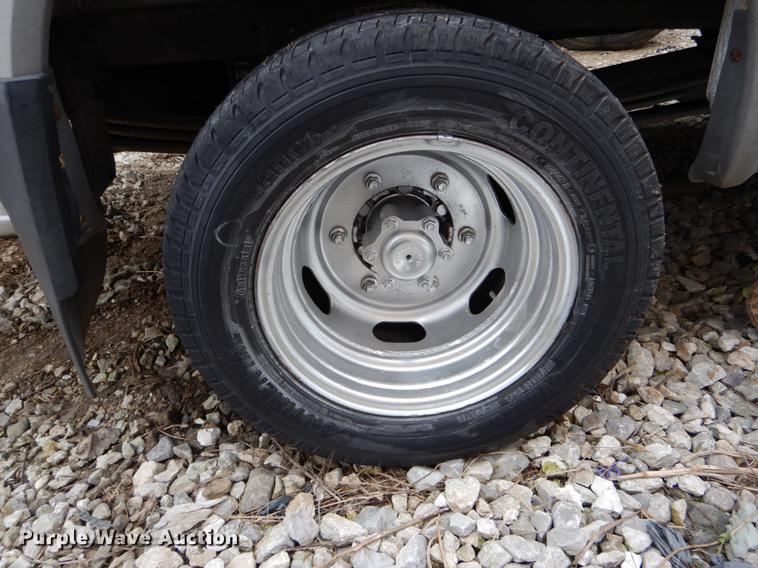 image for item DE6058 2006 Dodge Sprinter 3500 van