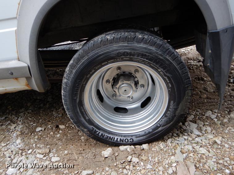 image for item DE6058 2006 Dodge Sprinter 3500 van