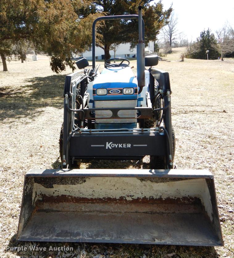 image for item DE6061 1990 Ford 1520 MFWD tractor