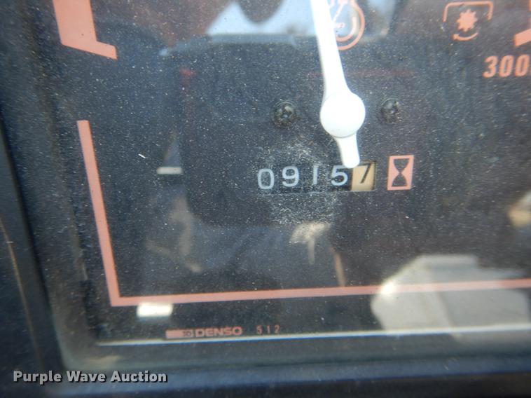 image for item DE6061 1990 Ford 1520 MFWD tractor