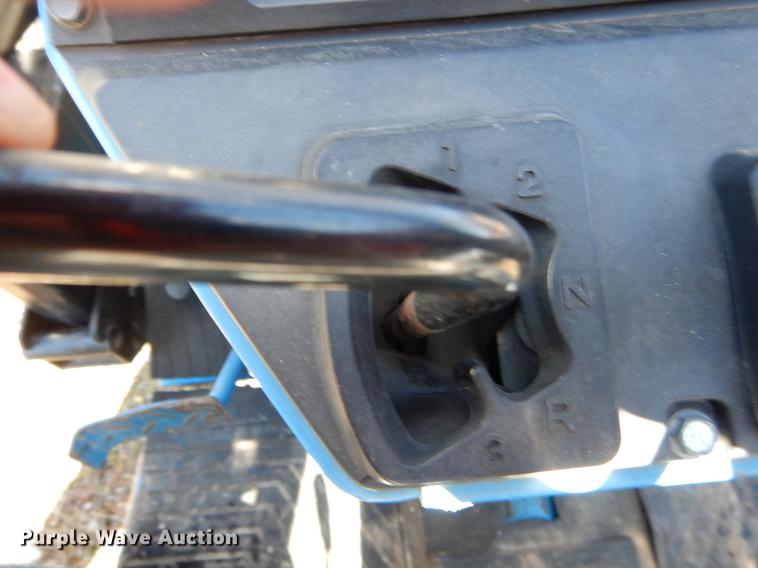 image for item DE6061 1990 Ford 1520 MFWD tractor