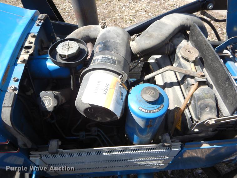 image for item DE6061 1990 Ford 1520 MFWD tractor