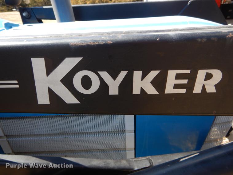 image for item DE6061 1990 Ford 1520 MFWD tractor