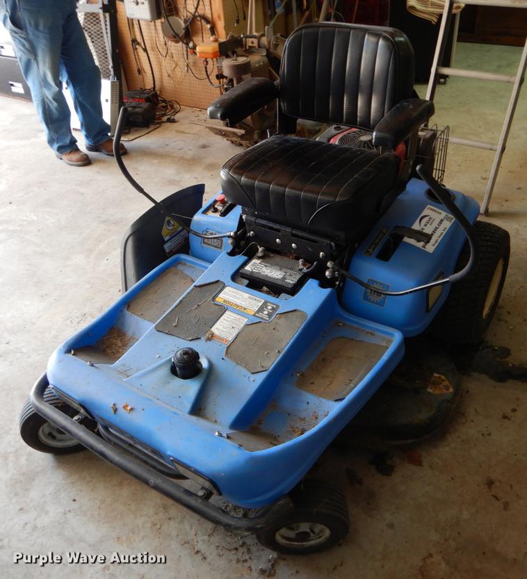 image for item DE6062 Dixon 4515B lawn mower