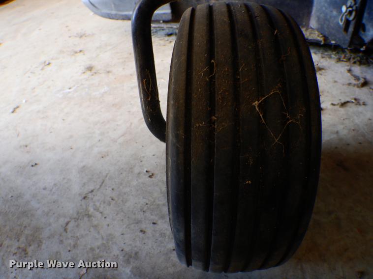 image for item DE6062 Dixon 4515B lawn mower