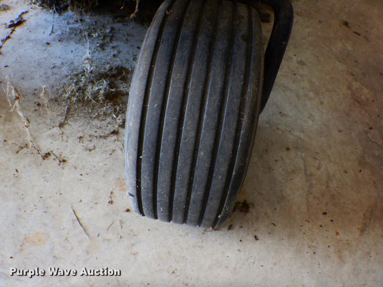 image for item DE6062 Dixon 4515B lawn mower