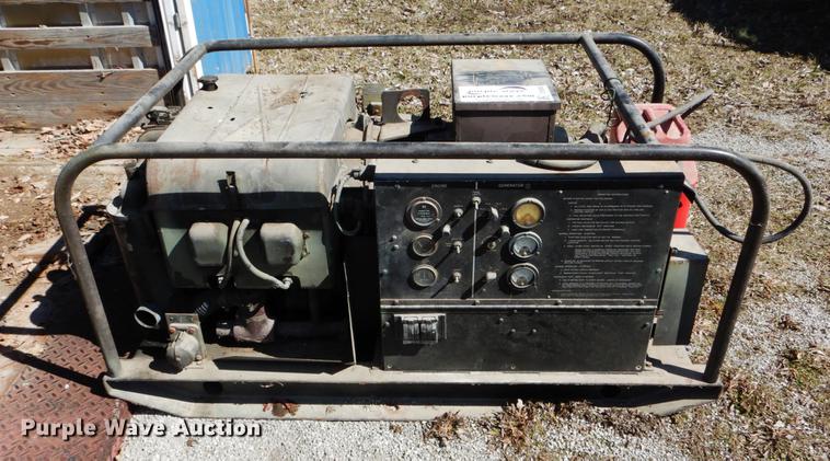 image for item DE6063 1967 Hercules 4A084 generator