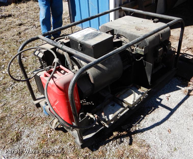 image for item DE6063 1967 Hercules 4A084 generator